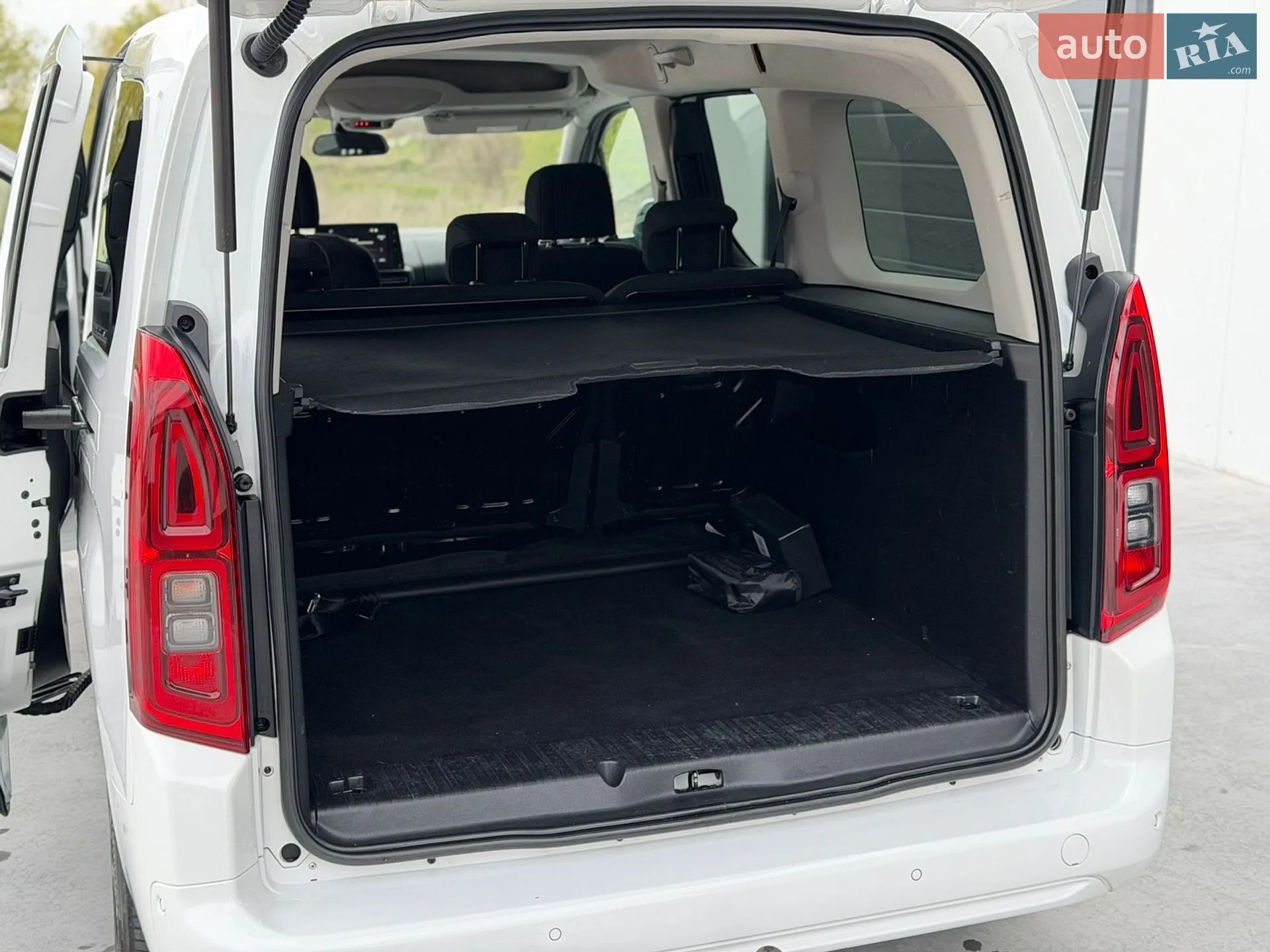 2020 Opel Combo - мініатюра 24