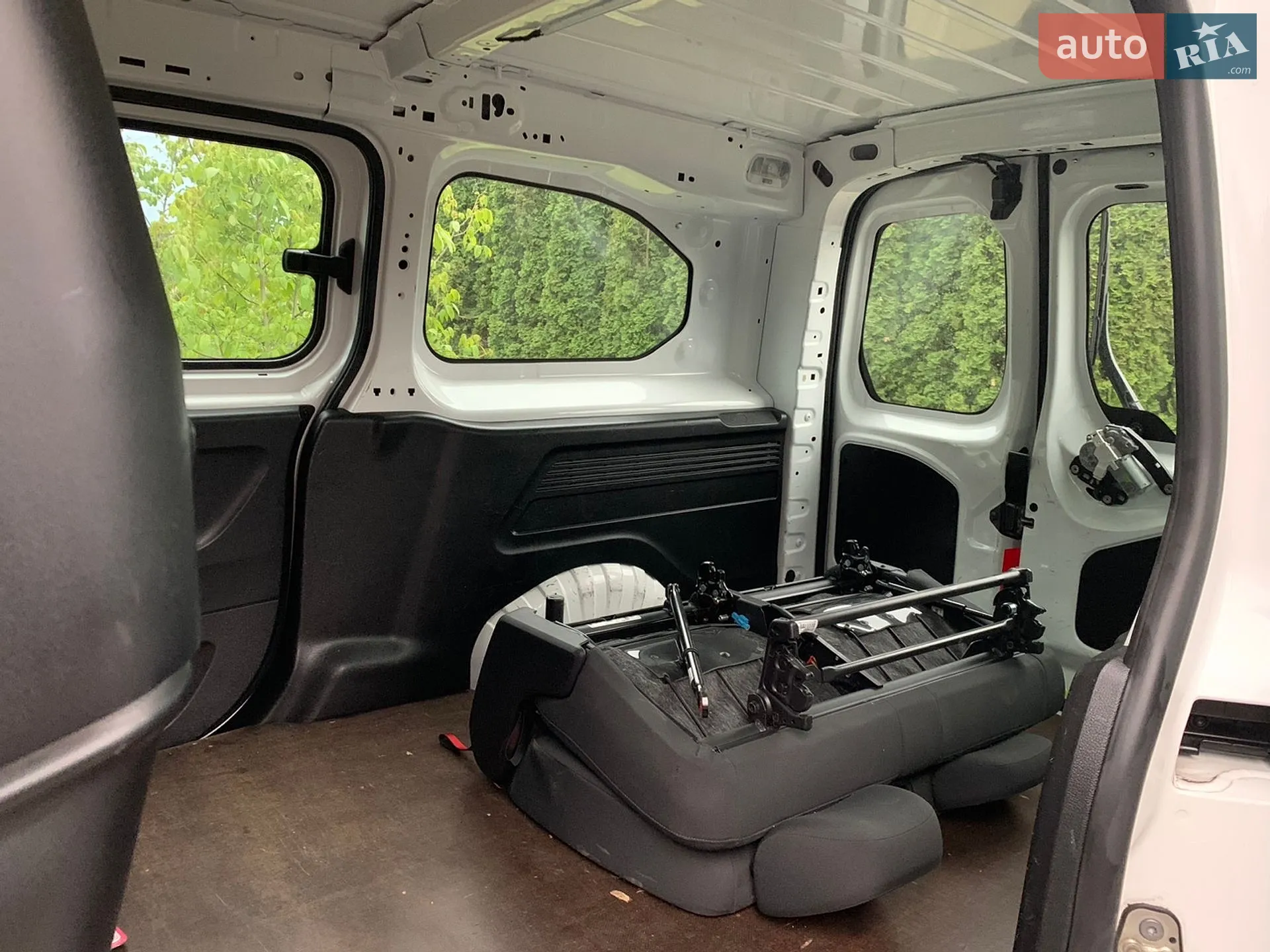2021 Opel Combo - мініатюра 16