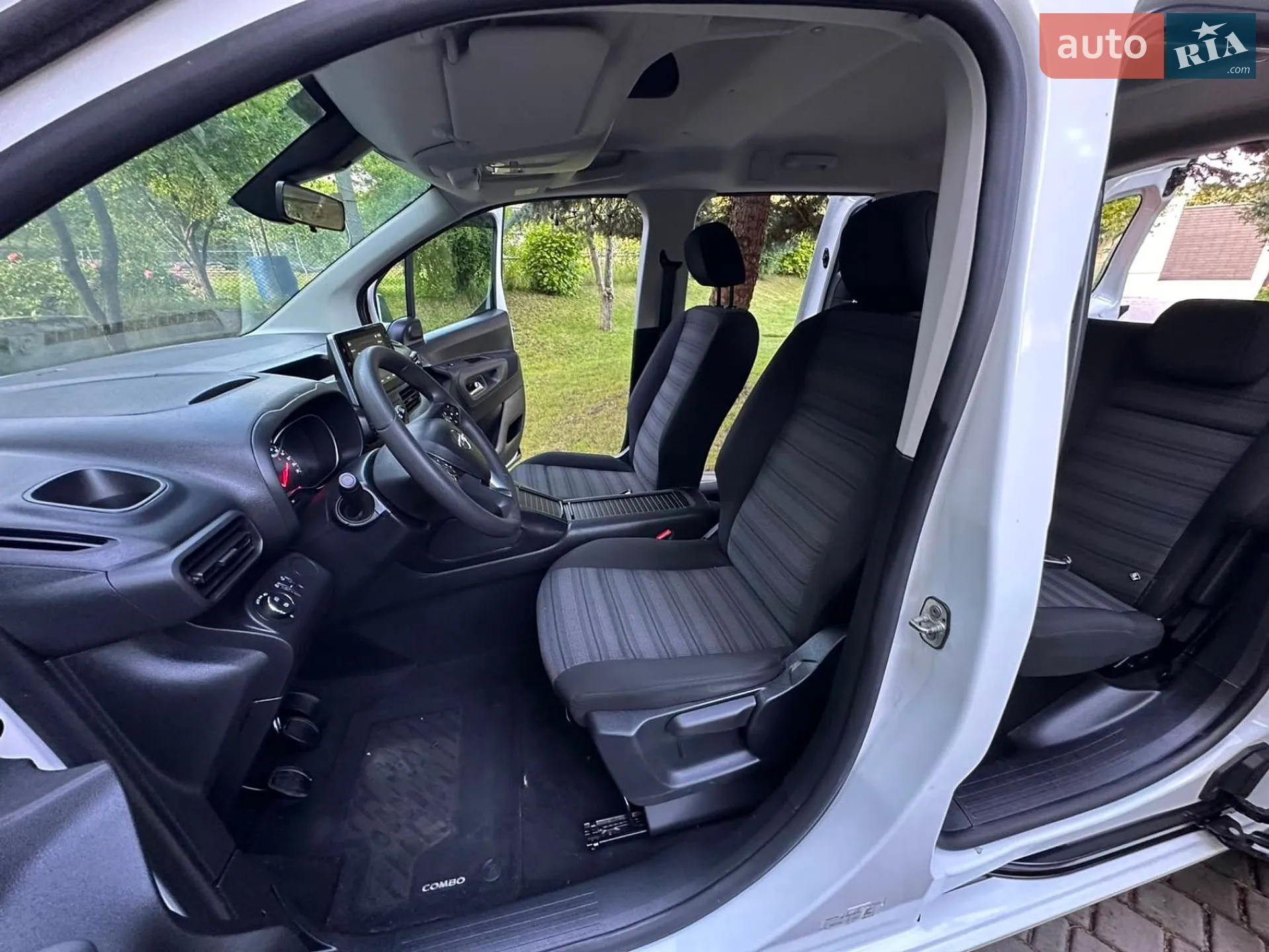 2019 Opel Combo - мініатюра 15