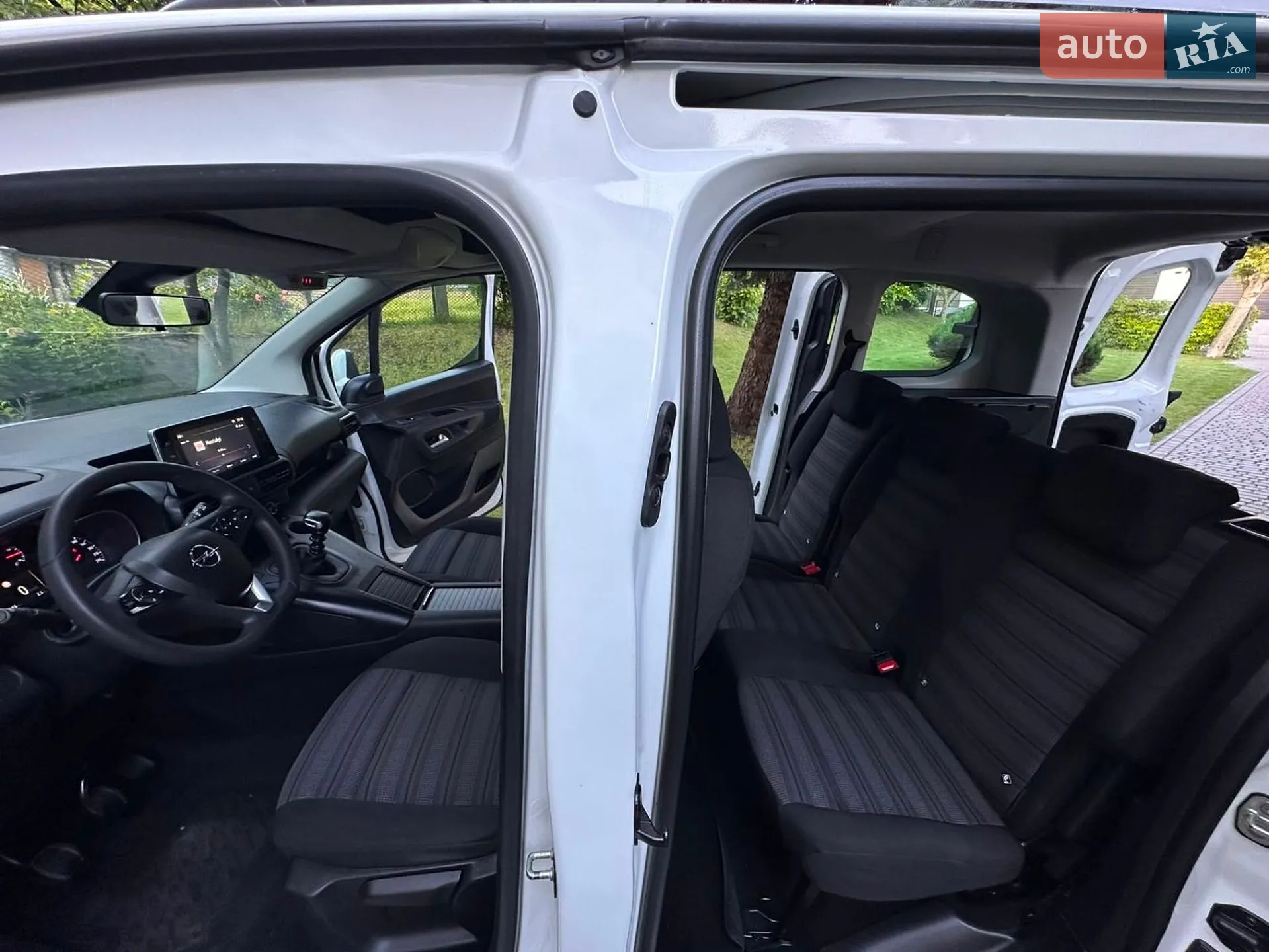 2019 Opel Combo - мініатюра 27