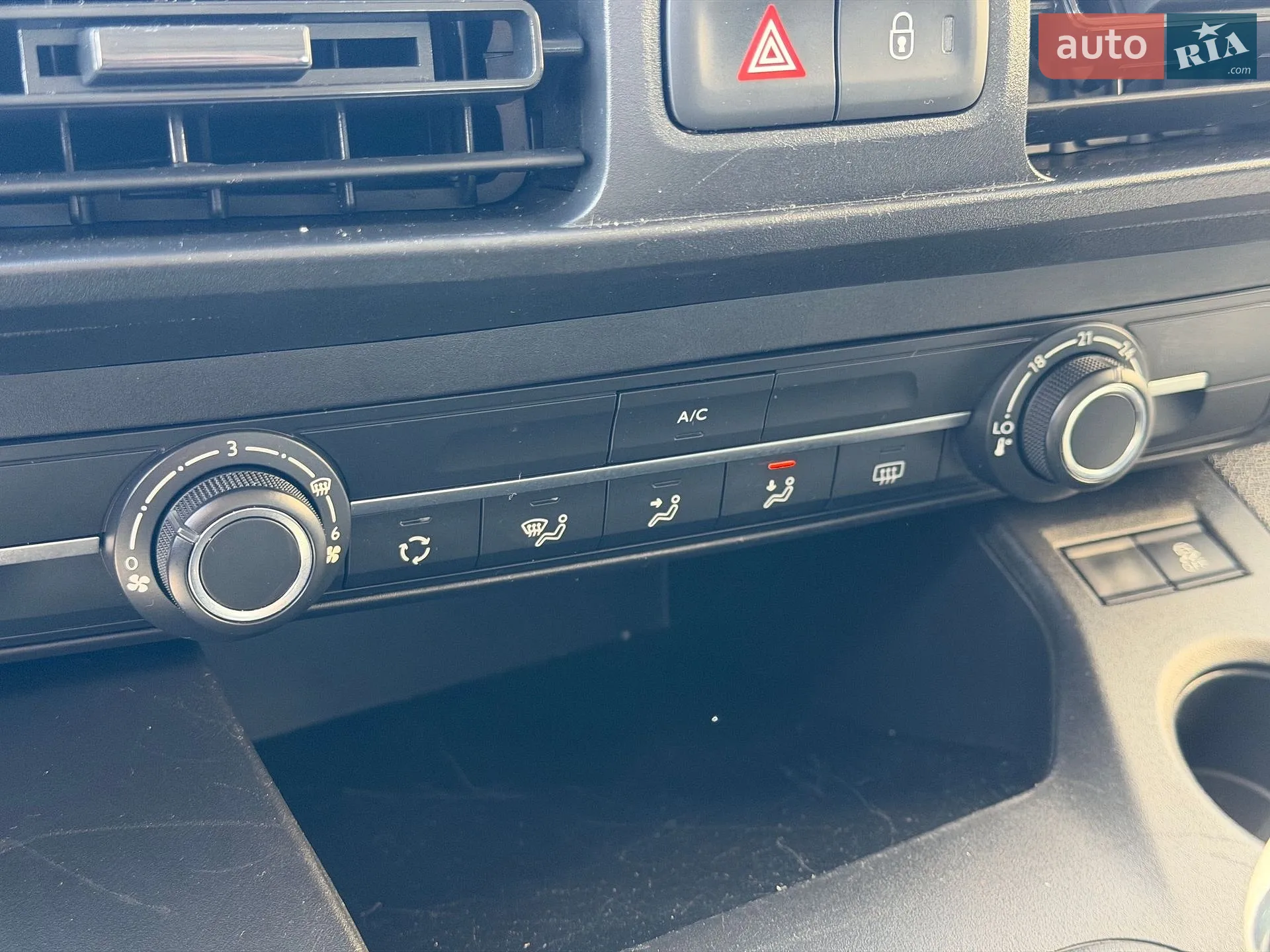 2020 Opel Combo - мініатюра 23