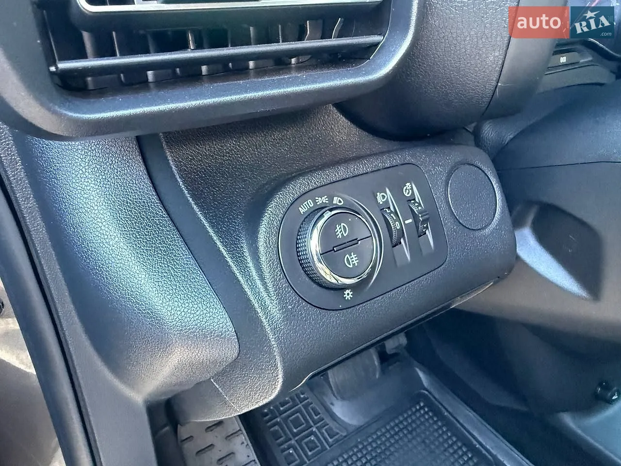 2020 Opel Combo - мініатюра 11
