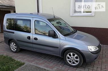 Грузопассажирский фургон Opel Combo 2008 в Черкассах