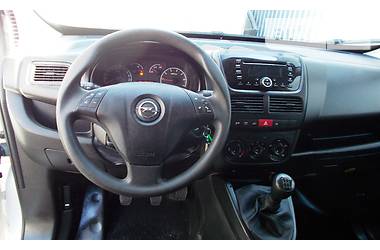 Грузопассажирский фургон Opel Combo 2013 в Киеве