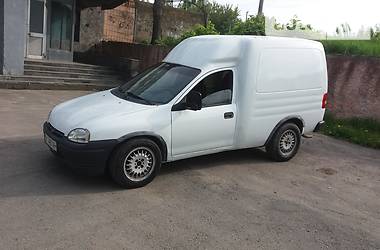 Грузопассажирский фургон Opel Combo 1995 в Ровно