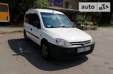 Грузопассажирский фургон Opel Combo 2006 в Кривом Роге