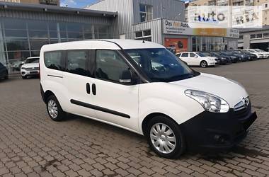 Грузопассажирский фургон Opel Combo 2015 в Хмельницком