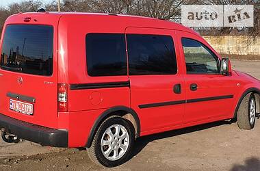 Минивэн Opel Combo 2010 в Ковеле