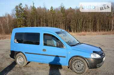 Минивэн Opel Combo 2004 в Кременце