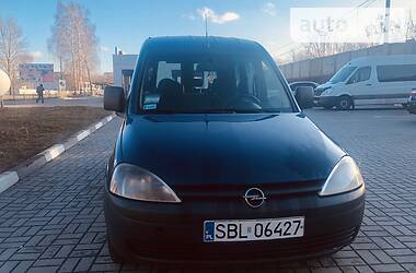 Грузопассажирский фургон Opel Combo 2005 в 