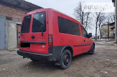 Грузопассажирский фургон Opel Combo 2006 в Дрогобыче