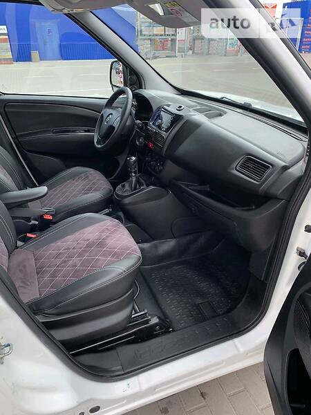 Універсал Opel Combo 2015 в Дубні