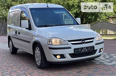 Пикап Opel Combo 2011 в Ивано-Франковске