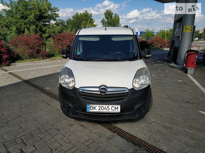 Універсал Opel Combo 2015 в Дубні