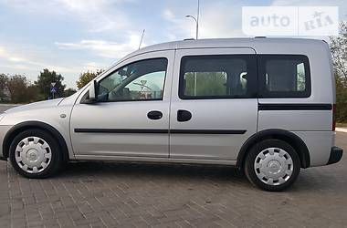 Універсал Opel Combo 2010 в Ковелі