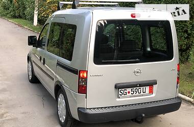 Минивэн Opel Combo 2006 в Ровно