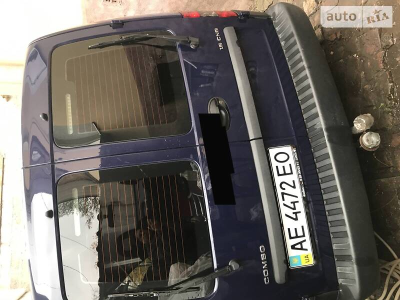 Универсал Opel Combo 2005 в Днепре