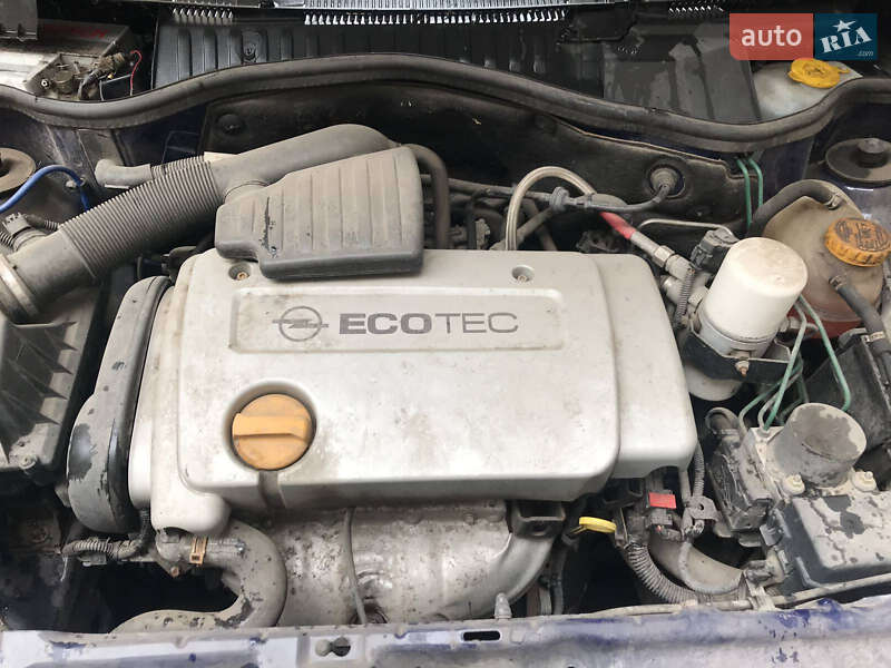 Универсал Opel Combo 2005 в Днепре