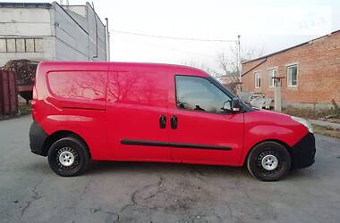 Вантажопасажирський фургон Opel Combo 2012 в Луцьку