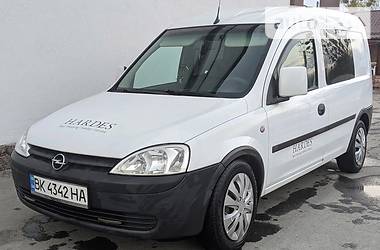 Мінівен Opel Combo 2005 в Кореці