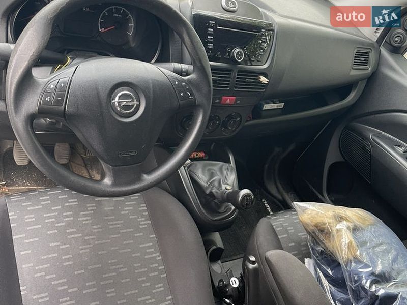 Мінівен Opel Combo 2014 в Великій Олександрівці фото 10 Мінівен Opel Combo 2014 в Великій Олександрівці