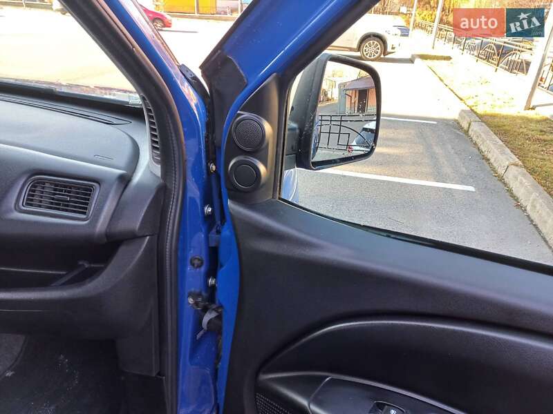 Мінівен Opel Combo 2012 в Вінниці фото 39 Мінівен Opel Combo 2012 в Вінниці