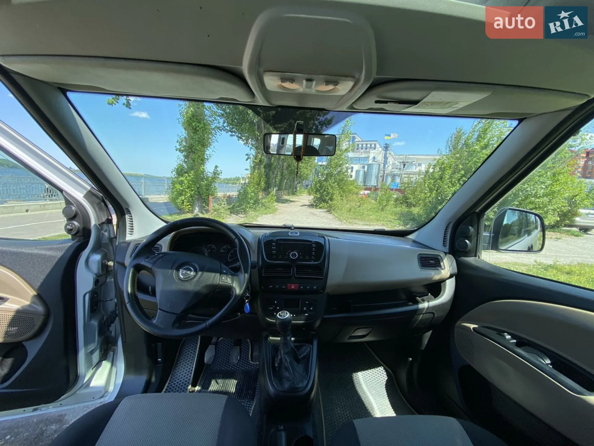 2012 Opel Combo - мініатюра 16