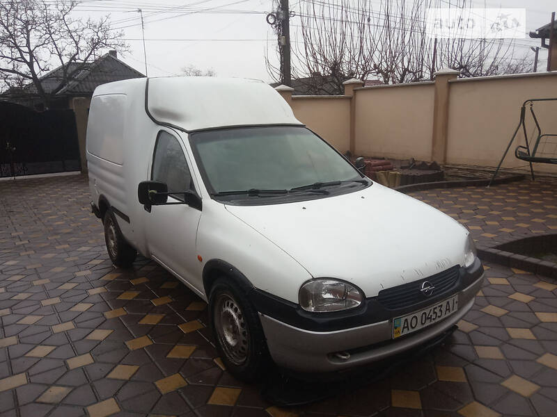 Минивэн Opel Combo 2001 в 