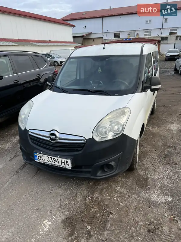 Opel Combo 2012