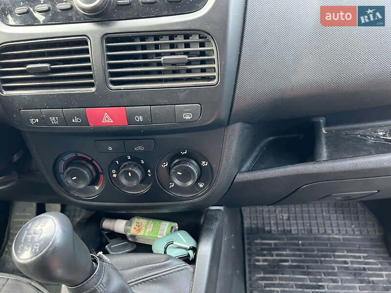 Минивэн Opel Combo 2012 в Львове