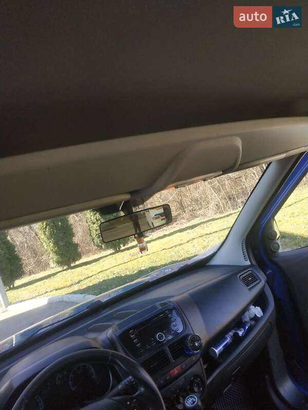 Минивэн Opel Combo 2012 в Виннице