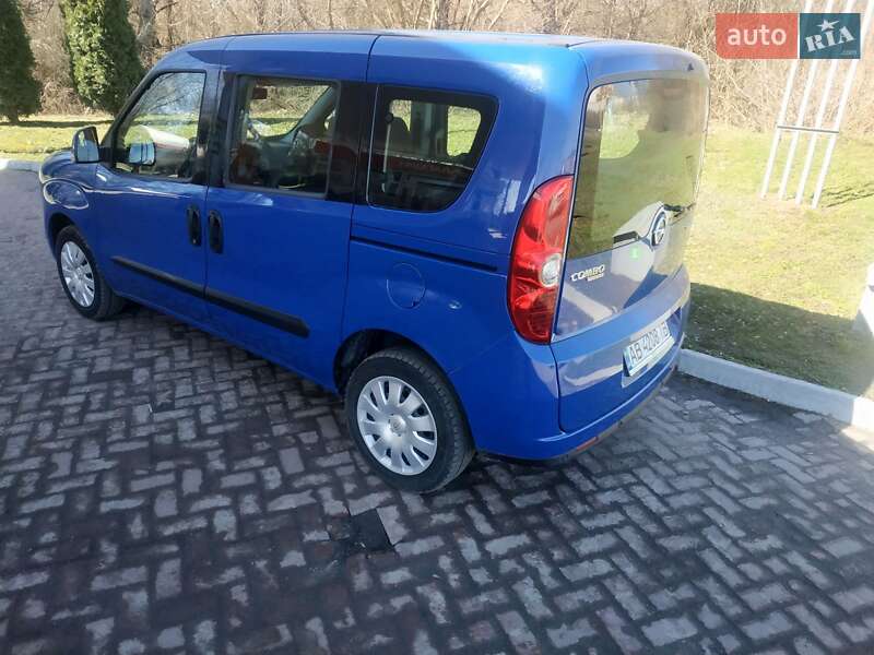 Мінівен Opel Combo 2012 в Вінниці фото 28 Мінівен Opel Combo 2012 в Вінниці