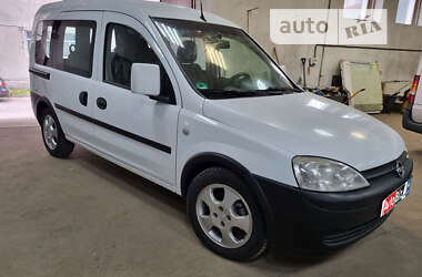 Минивэн Opel Combo 2011 в Ровно