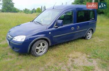 Минивэн Opel Combo 2006 в Рожище