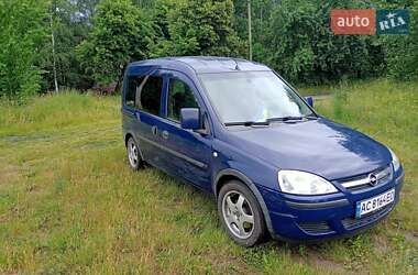 Минивэн Opel Combo 2006 в Рожище