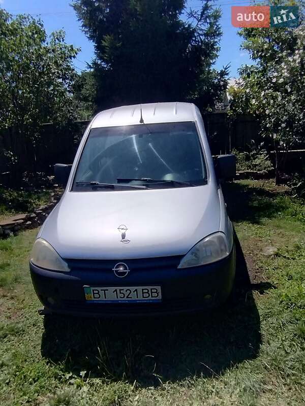 Минивэн Opel Combo 2005 в Черновцах