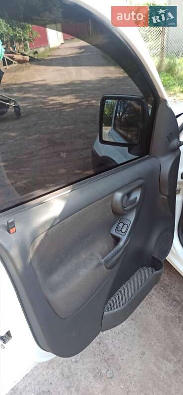 Минивэн Opel Combo 2009 в Овруче
