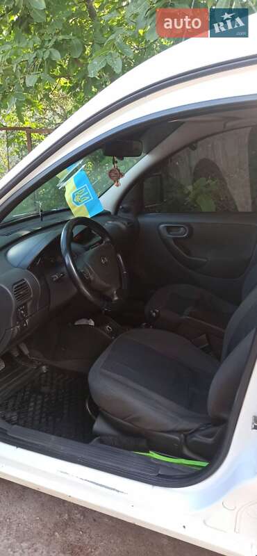 Минивэн Opel Combo 2009 в Овруче
