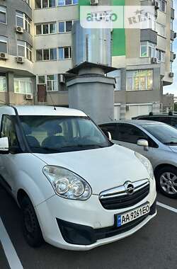 Вантажний фургон Opel Combo 2014 в Києві