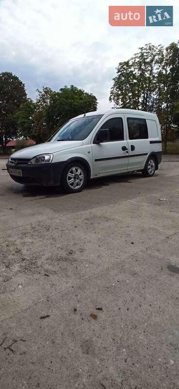 Минивэн Opel Combo 2003 в Тячеве