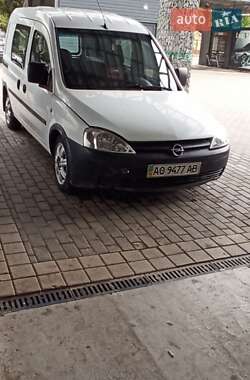 Минивэн Opel Combo 2003 в Тячеве