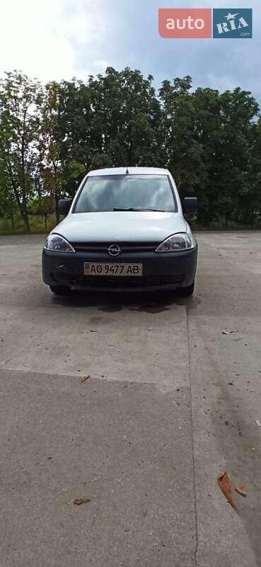 Минивэн Opel Combo 2003 в Тячеве