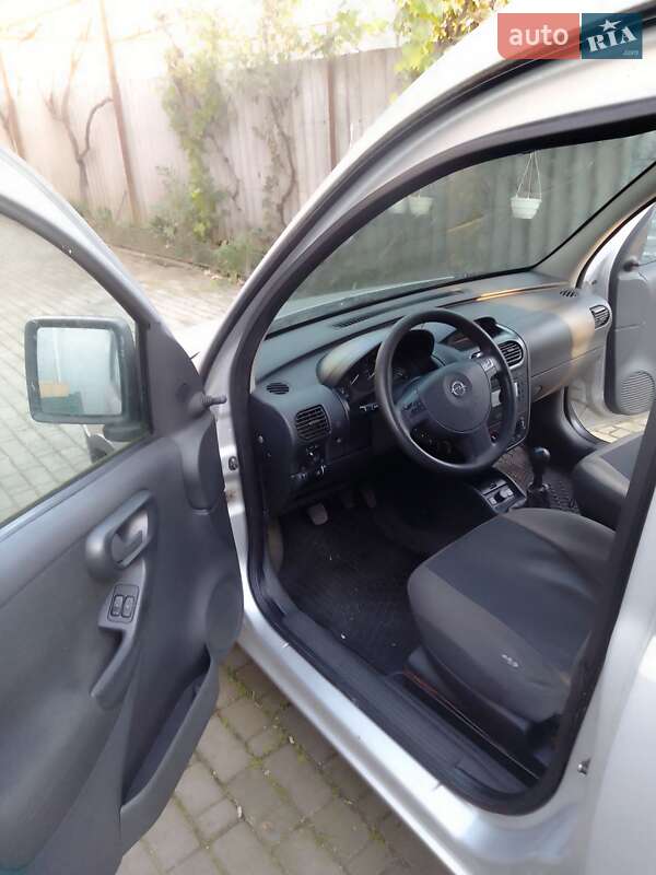 Opel Combo 2006