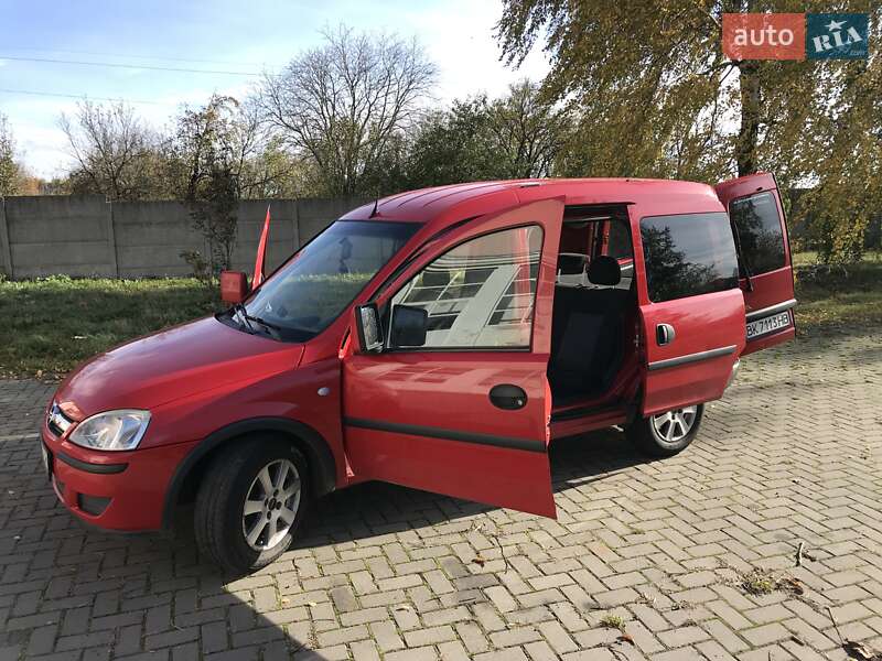 Мінівен Opel Combo 2009 в Рівному фото 21 Мінівен Opel Combo 2009 в Рівному
