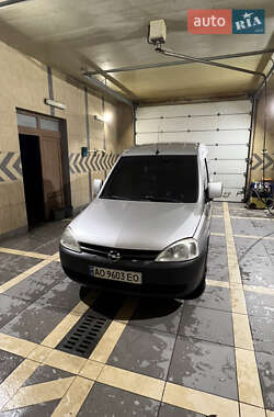 Минивэн Opel Combo 2010 в 