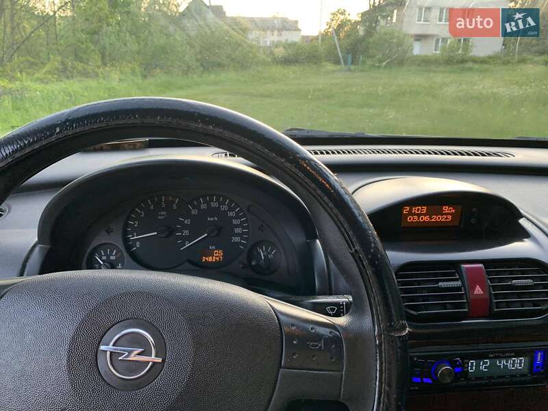 Минивэн Opel Combo 2008 в Турке