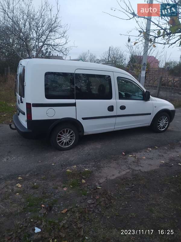 Opel Combo 2006
