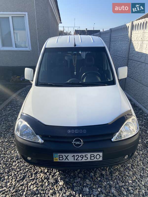 Мінівен Opel Combo 2007 в Славуті