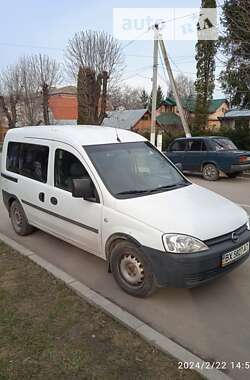 Минивэн Opel Combo 2004 в Волочиске