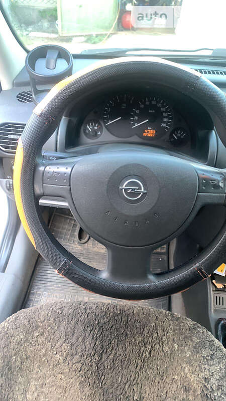 Грузовой фургон Opel Combo 2004 в Харькове